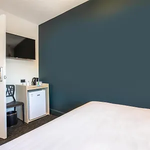 3* Hotel Nightcap At Chardons Corner